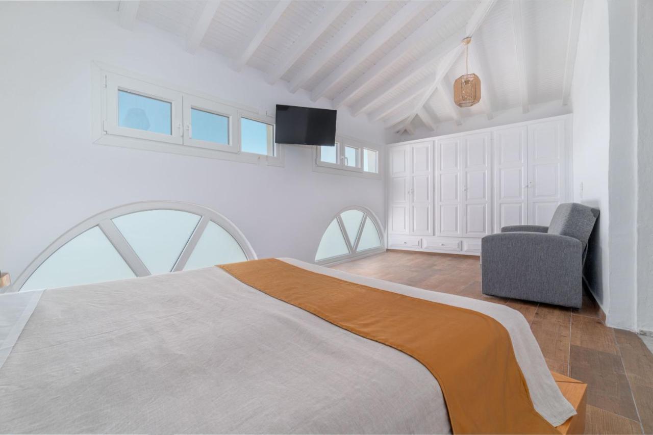 Megaron Skiathos Boutique Residence Exterior photo